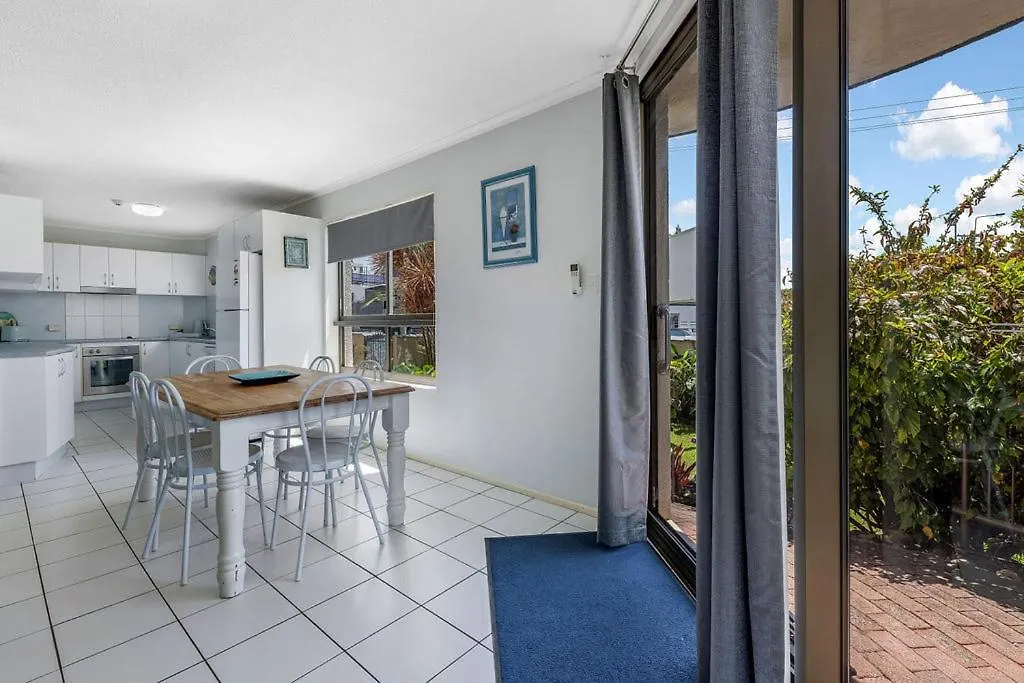Resort Kalua Holiday Apartments Maroochydore