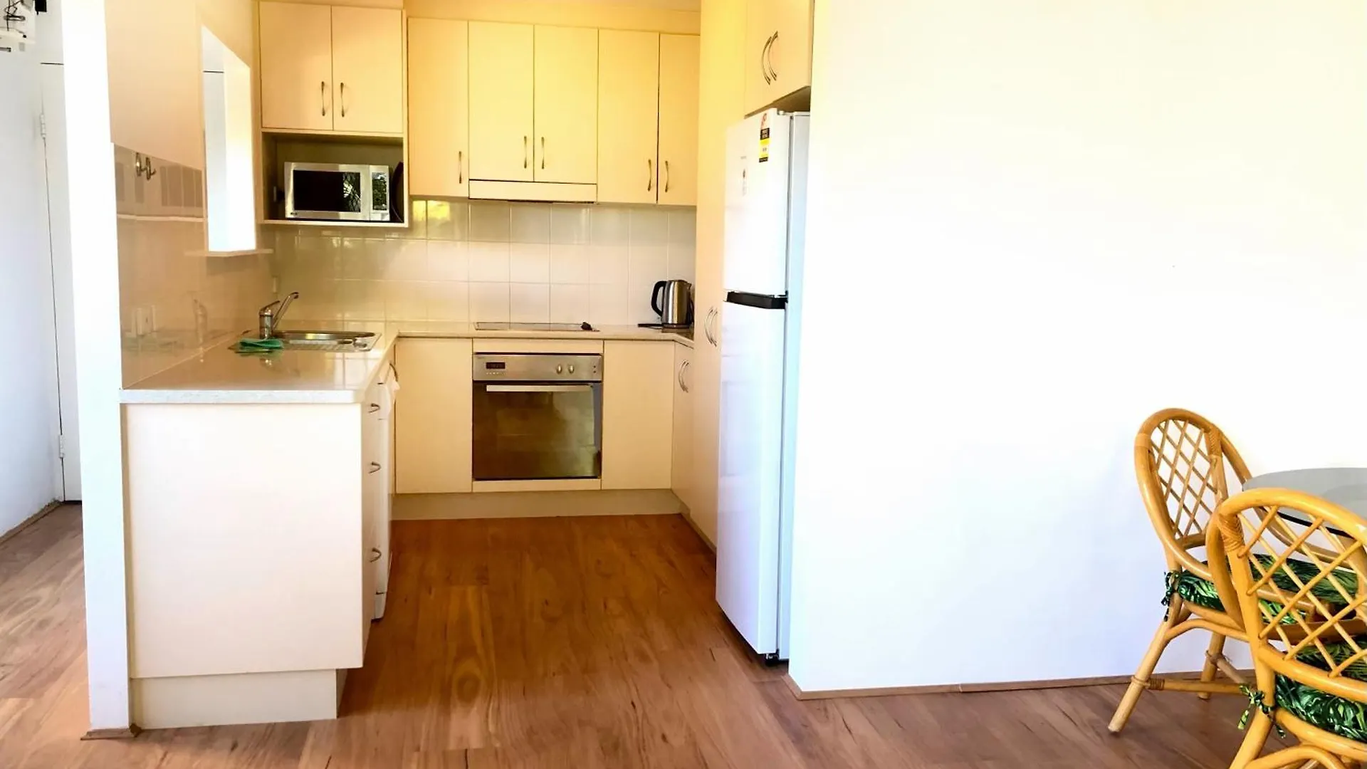 Kalua Holiday Apartments Maroochydore Australia